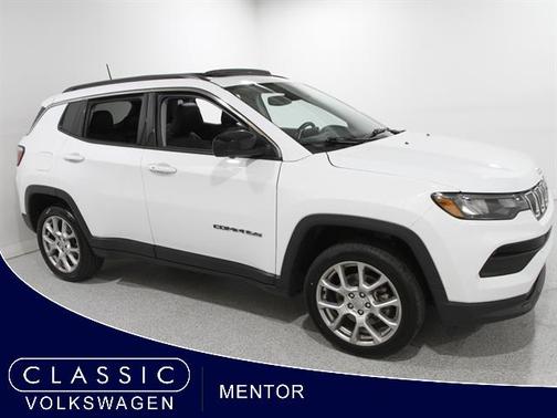 2022 Jeep Compass Latitude Lux