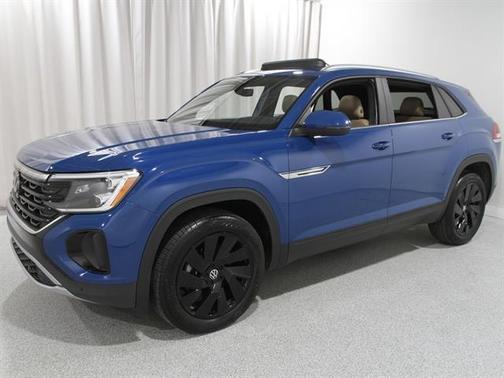 2025 Volkswagen Atlas Cross Sport 2.0T SE w/Technology 4MOTION