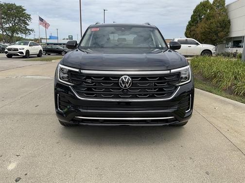 2026 Volkswagen Atlas 2.0T SEL Premium R-Line 4MOTION