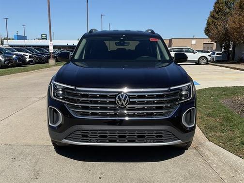 2026 Volkswagen Atlas 2.0T SE w/Technology 4MOTION