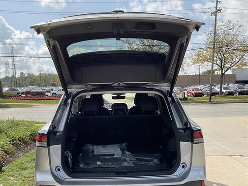 2025 Volkswagen Tiguan 2.0T SE 4MOTION