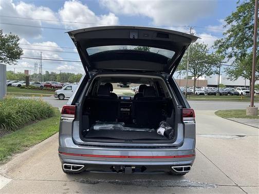 2025 Volkswagen Atlas 2.0T SEL Premium R-Line 4MOTION