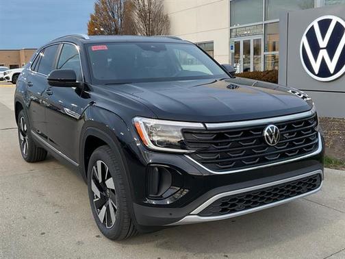 2026 Volkswagen Atlas Cross Sport 2.0T SEL