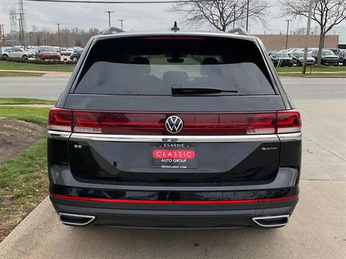 2026 Volkswagen Atlas 2.0T SE