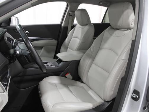 2019 Cadillac XT4 Luxury