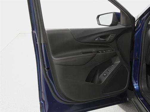 2023 Chevrolet Equinox Premier w/1LZ