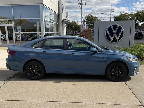 2026 Volkswagen Jetta 1.4T SE