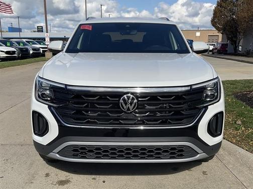 2026 Volkswagen Atlas Cross Sport 2.0T SE w/Technology 4MOTION