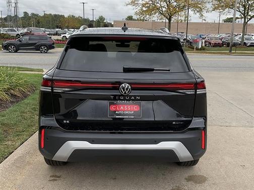 2025 Volkswagen Tiguan 2.0T SE 4MOTION