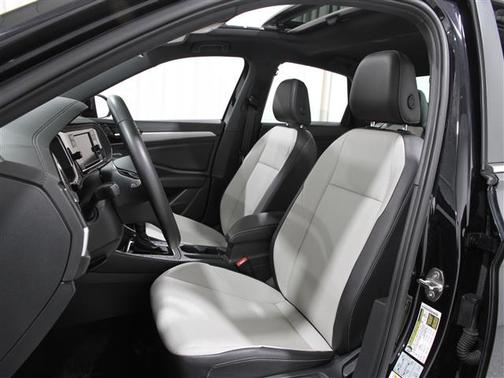2021 Volkswagen Jetta BLACK