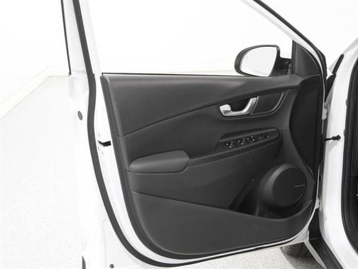 2022 Hyundai KONA Limited