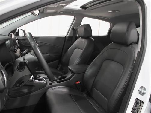 2022 Hyundai KONA Limited