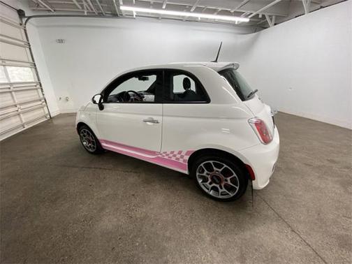 Photo 4 of 29 of 2015 FIAT 500 Sport