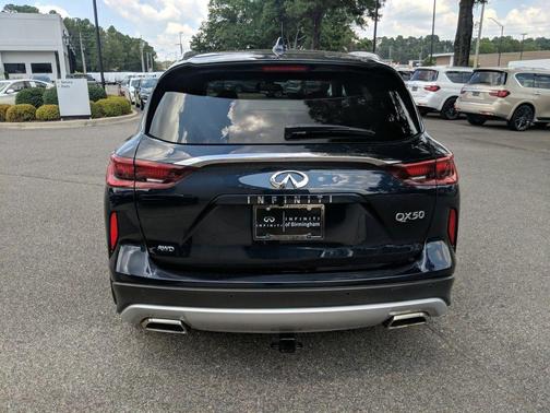 2022 INFINITI QX50 LUXE AWD