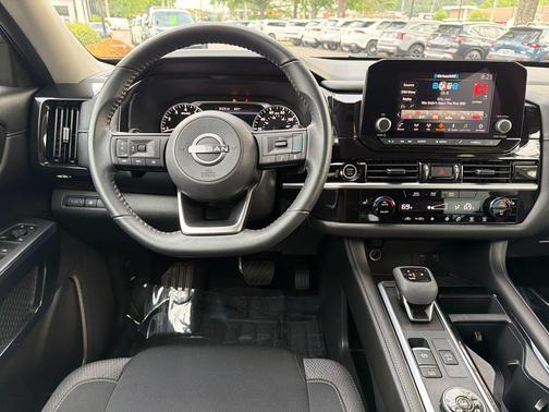Gun Metallic 2024 Nissan Pathfinder SV 4WD