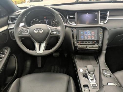 2021 INFINITI QX50 LUXE