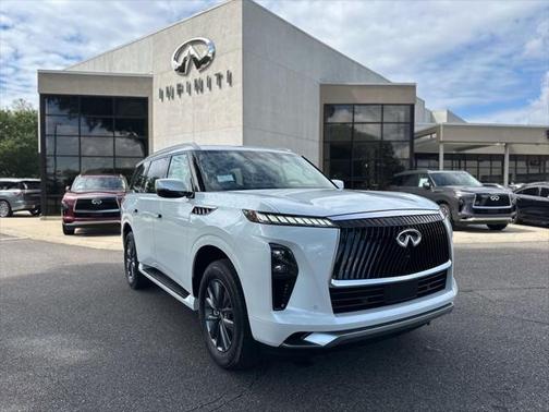 2025 INFINITI QX80 PURE