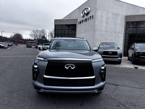2025 INFINITI QX80 SENSORY AWD
