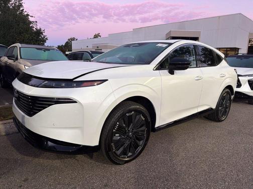 Everest White Pearl Tricoat 2026 Nissan Murano Platinum