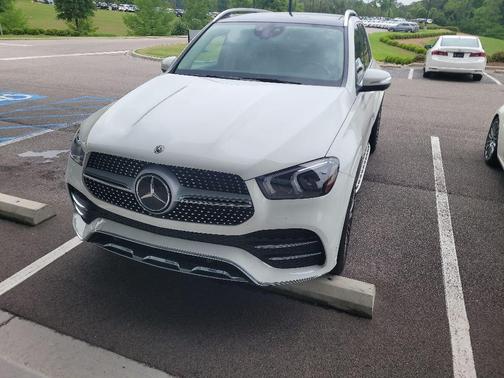 White 2023 Mercedes-Benz GLE 350 4MATIC