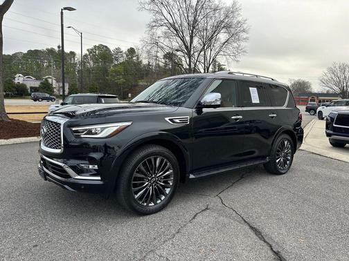 2024 INFINITI QX80 SENSORY AWD