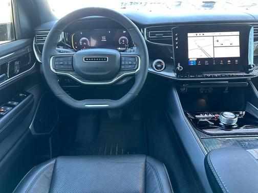 2022 Jeep Wagoneer Series II 4x4