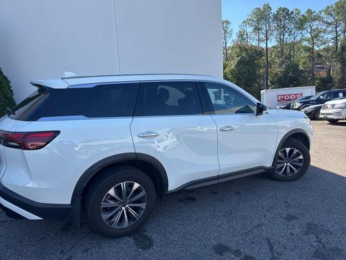 2024 INFINITI QX60 Pure