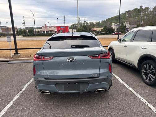 2023 INFINITI QX55 LUXE
