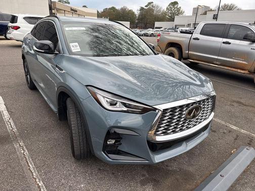 2023 INFINITI QX55 LUXE
