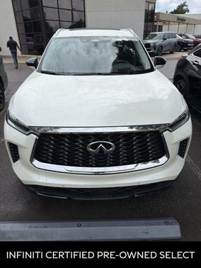 Majestic White 2023 INFINITI QX60 Luxe