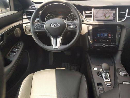 2023 INFINITI QX55 ESSENTIAL