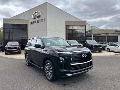 2025 INFINITI QX80 Luxe