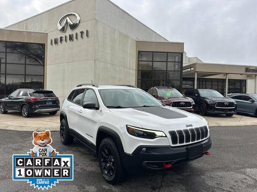 2020 Jeep Cherokee Trailhawk