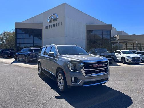 2022 GMC Yukon XL SLT
