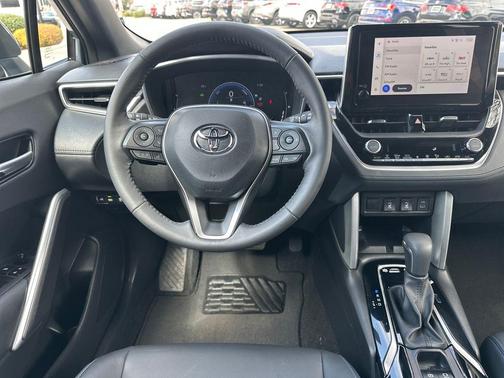 2024 Toyota Corolla Hybrid SE