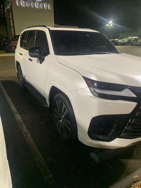2024 Lexus LX 600 Luxury