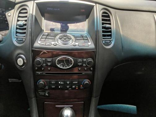 2017 INFINITI QX50 Base