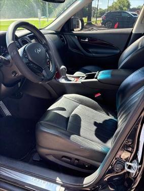 2017 INFINITI QX50 Base