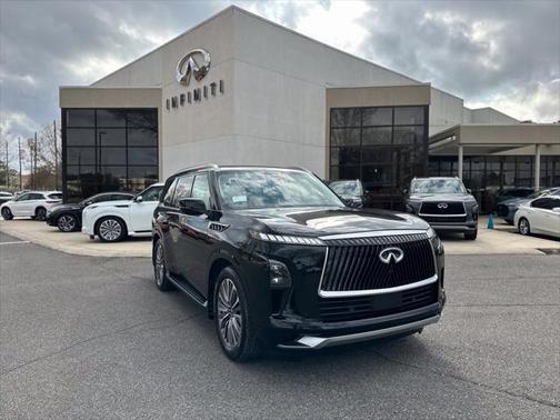 2025 INFINITI QX80 Luxe