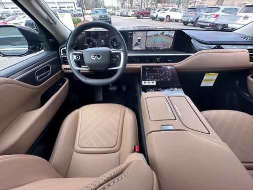 2025 INFINITI QX80 Luxe