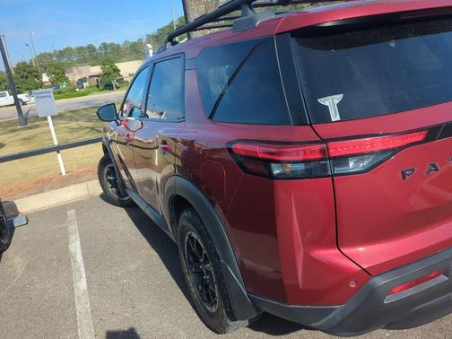 2023 Nissan Pathfinder Rock Creek 4WD