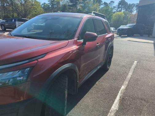 2023 Nissan Pathfinder Rock Creek 4WD