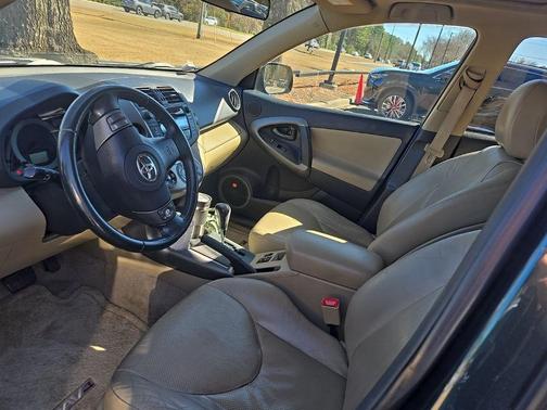 2011 Toyota RAV4 Limited