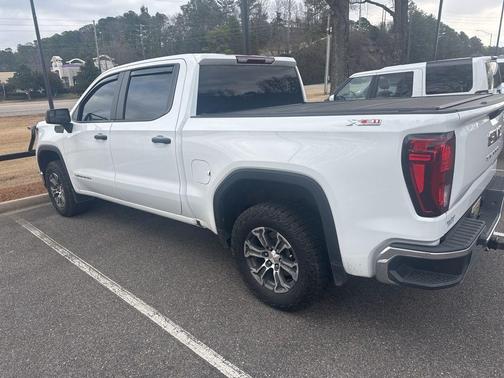 2023 GMC Sierra 1500 Pro