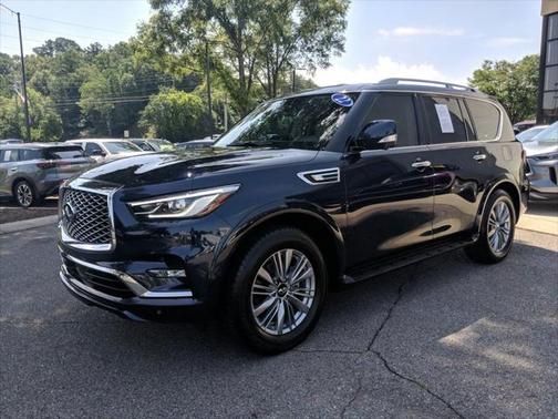 2022 INFINITI QX80 Luxe