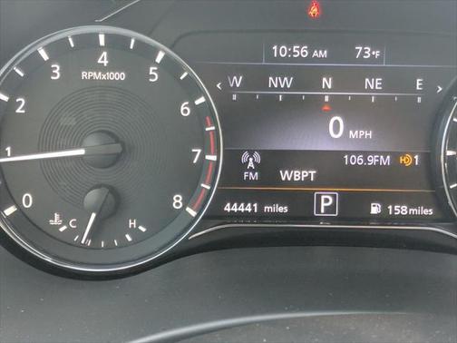 2022 INFINITI QX80 Luxe