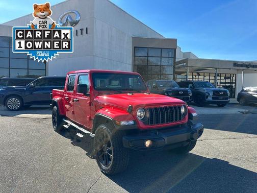 2025 Jeep Gladiator Nighthawk