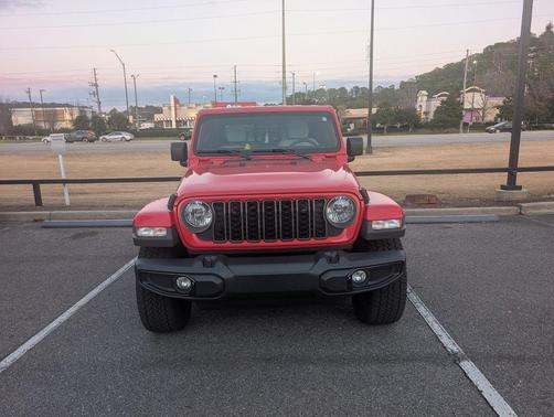 2025 Jeep Gladiator Nighthawk