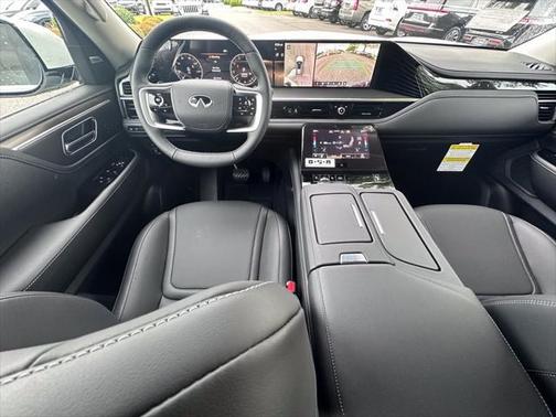 2025 INFINITI QX80 PURE