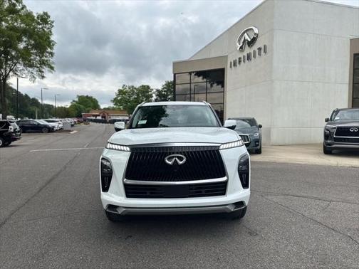 2025 INFINITI QX80 PURE